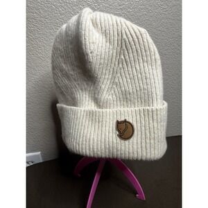 Fjallraven Directional Rib Beanie Cream Wool Arctic Fox Logo Hat OS